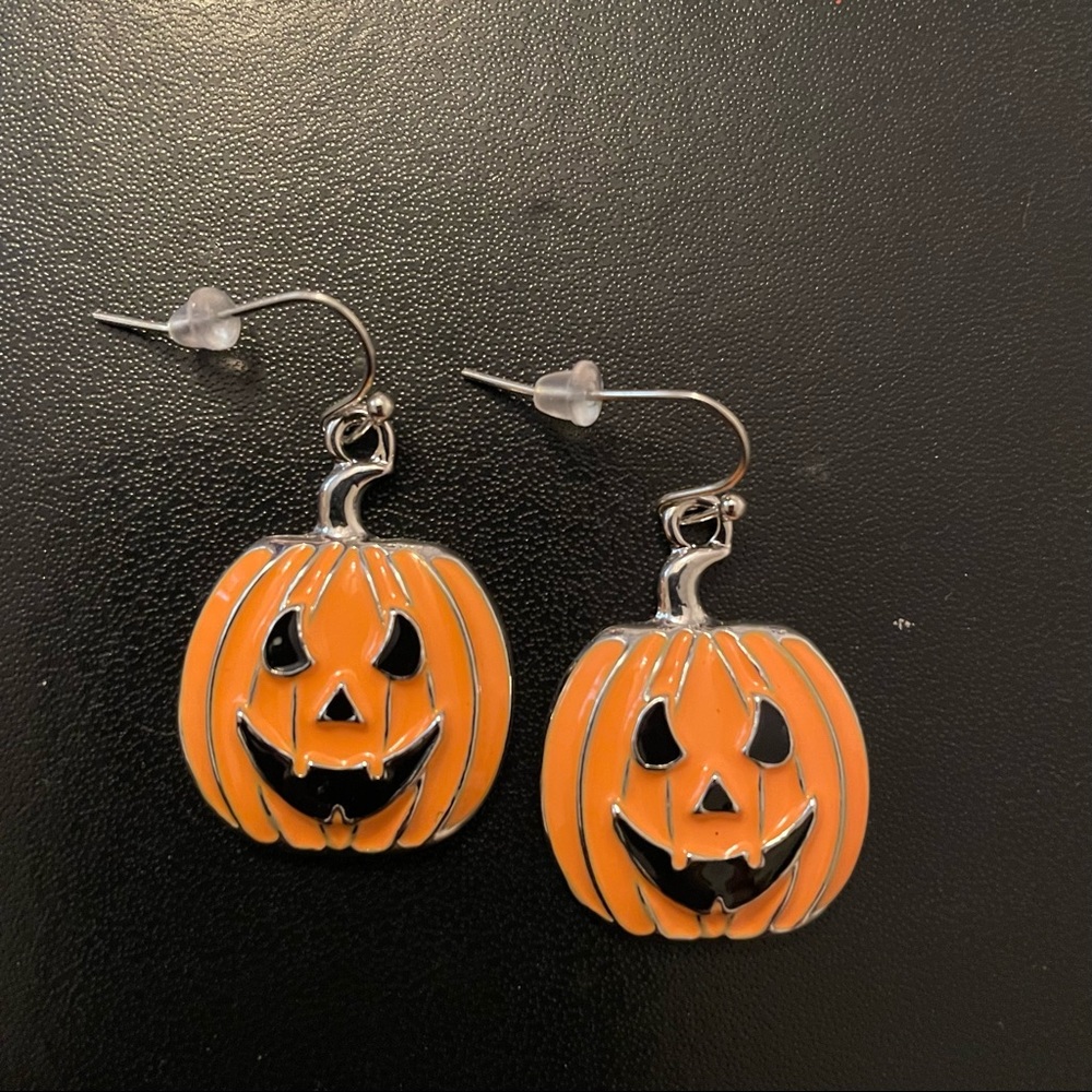 🎃 Halloween Pumpkin Jack O Lantern Silver Earrings NEW